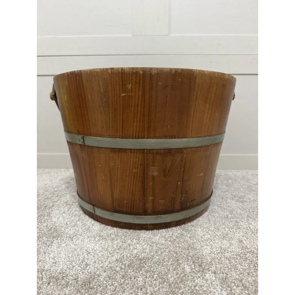 Antique PRIMITIVE Vintage Wooden Bucket w/ Swing Handle 2 Metal Bands Christmas